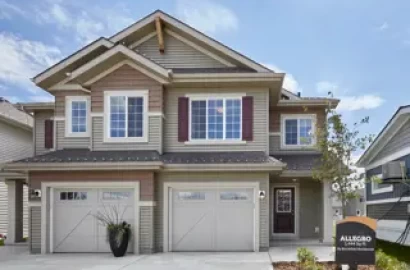 NW Edmonton Front Drive Home BR