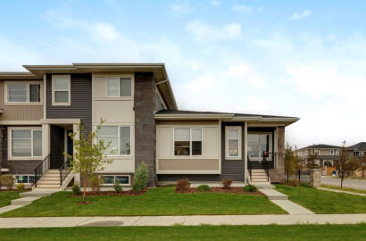Freehold Townhome & Triplex - Airdrie Real Estate
