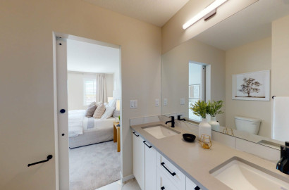 Front Drive Duplex - South Point, Airdrie Front Drive Duplex - South Point, Airdrie